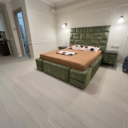 Apartament 1 Camera Brăila エクステリア 写真
