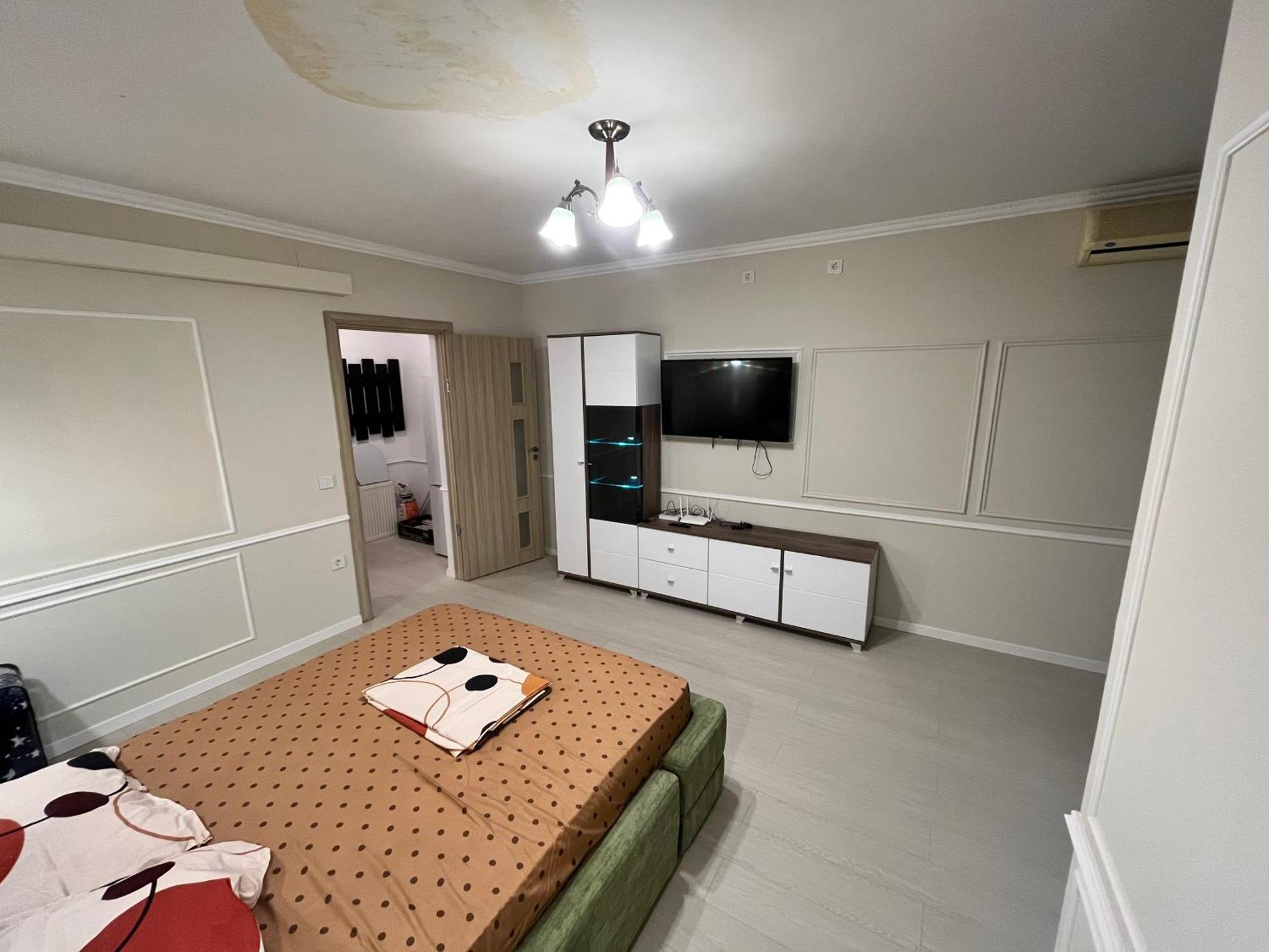 Apartament 1 Camera Brăila エクステリア 写真